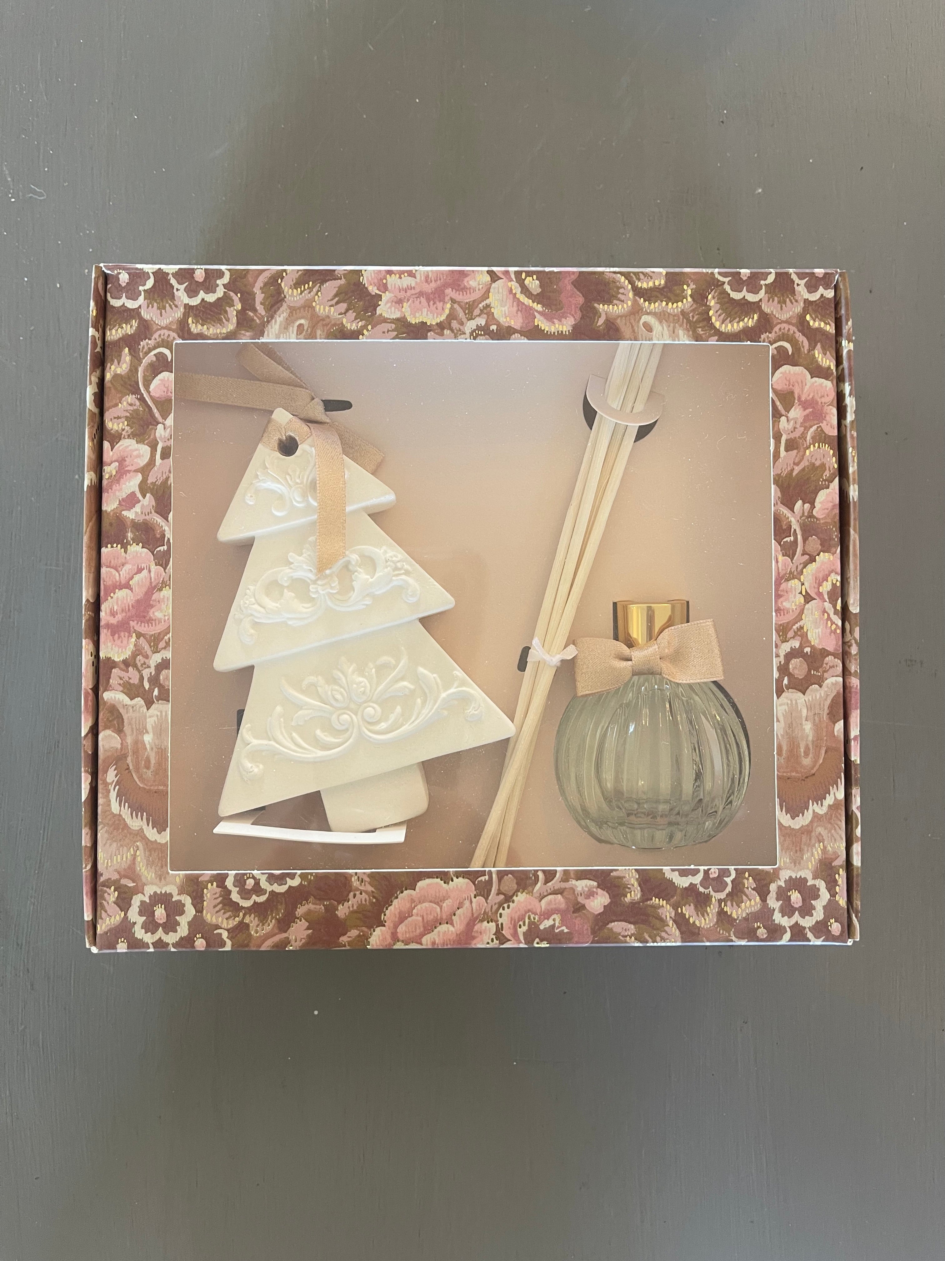 Scented Christmas Tree Decoration from Mathilde M.