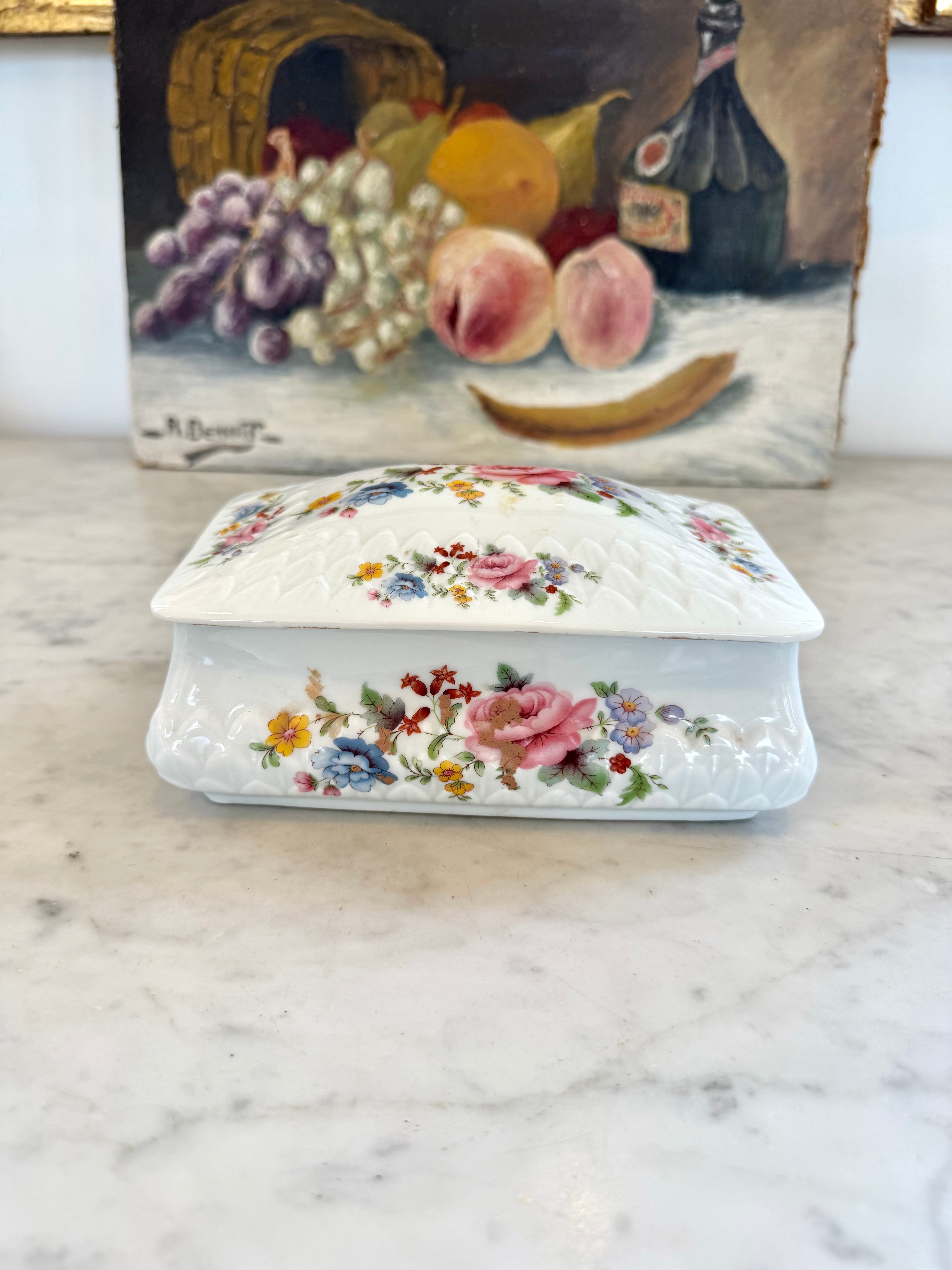 Vintage French Limoges Box
