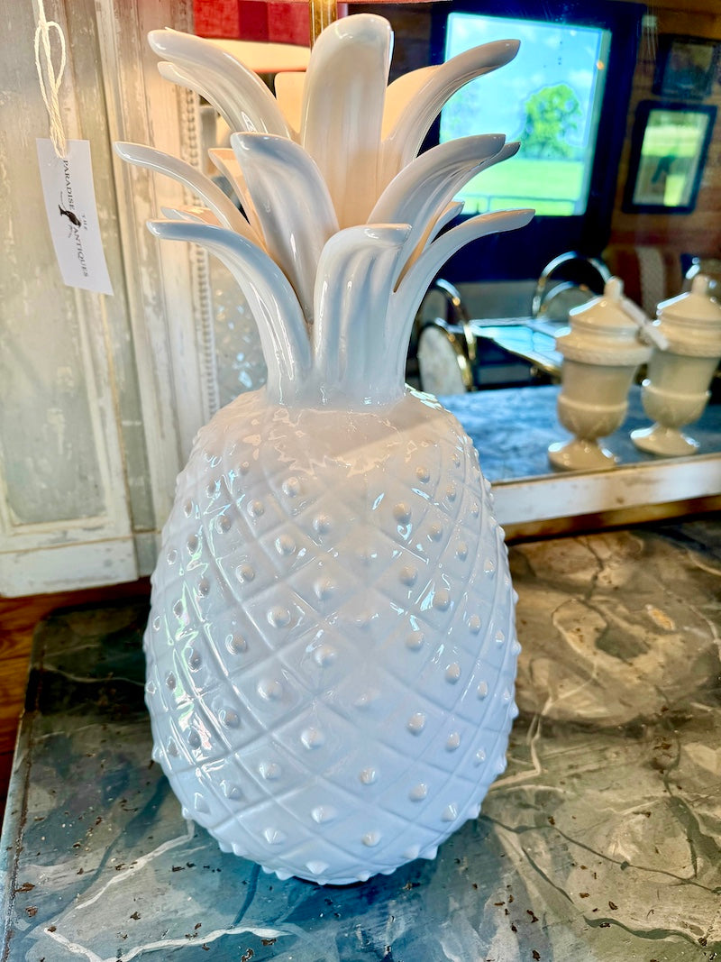 White Ceramic Pineapple Lamp