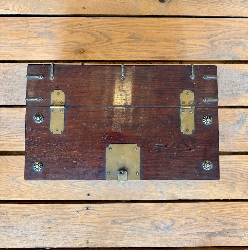 Antique Chinoiserie Box in Wood and Brass
