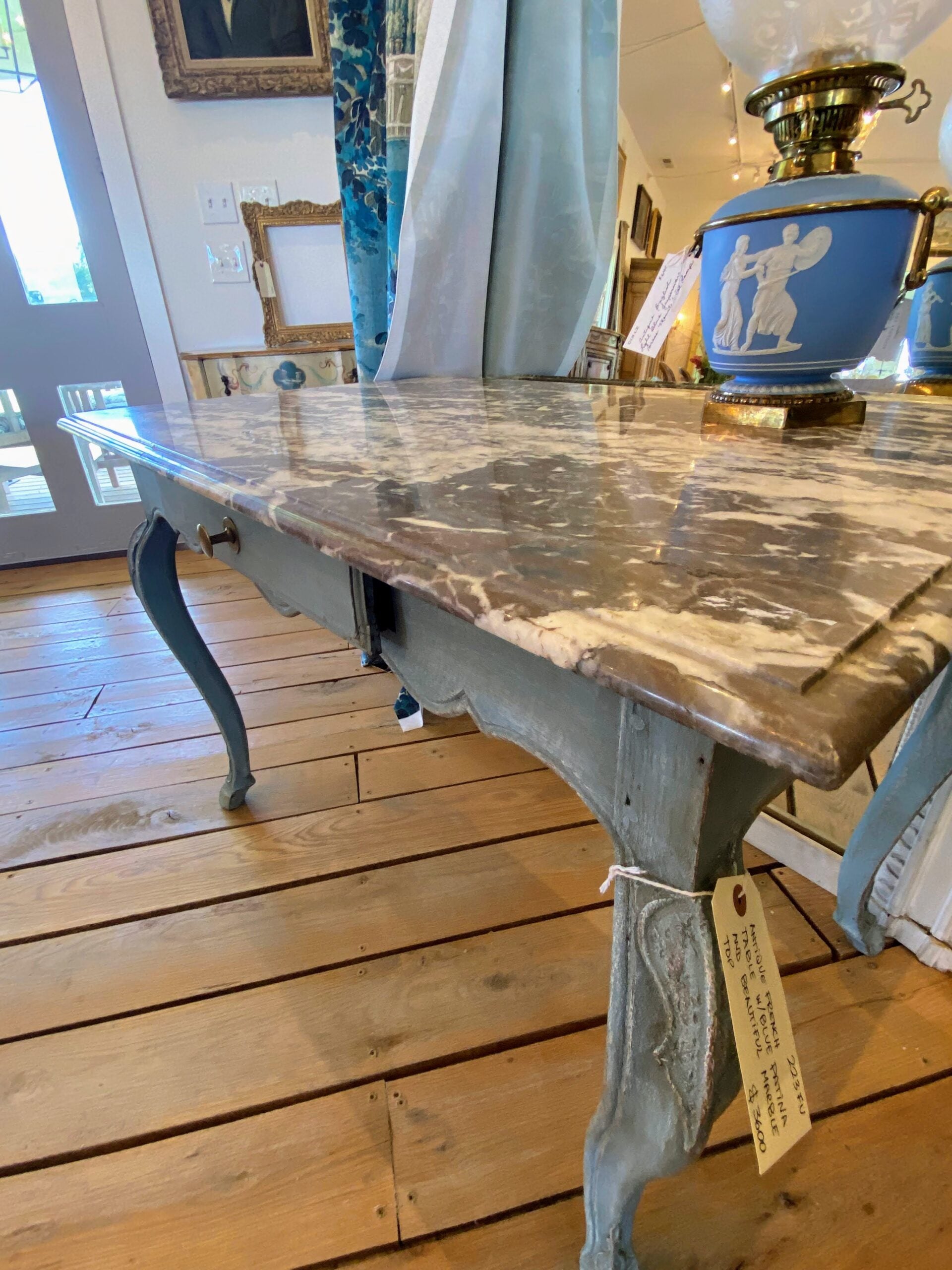 223FUBlueTableMarbleTop3