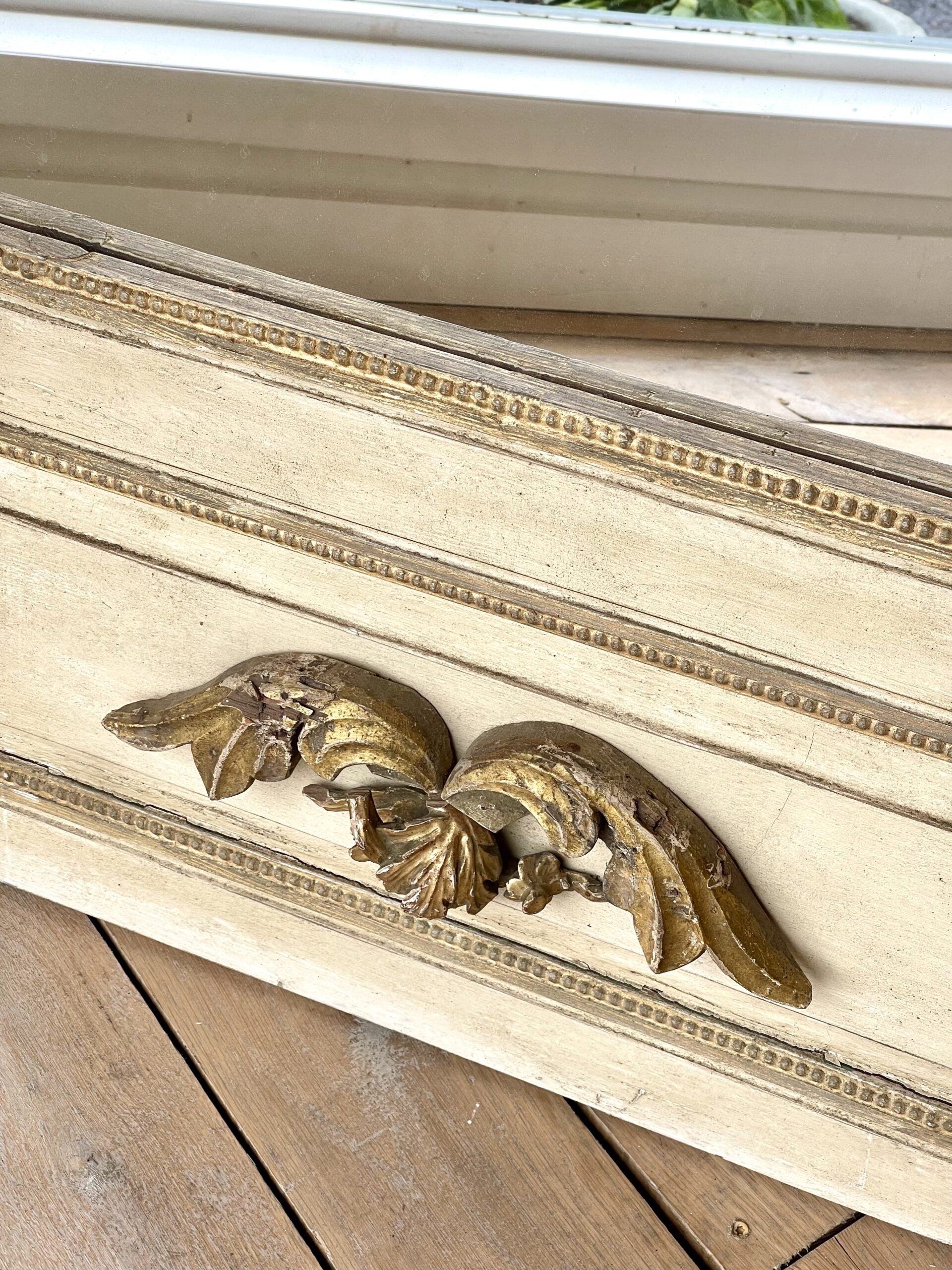 281WDCreamTrumeauGildFragments3