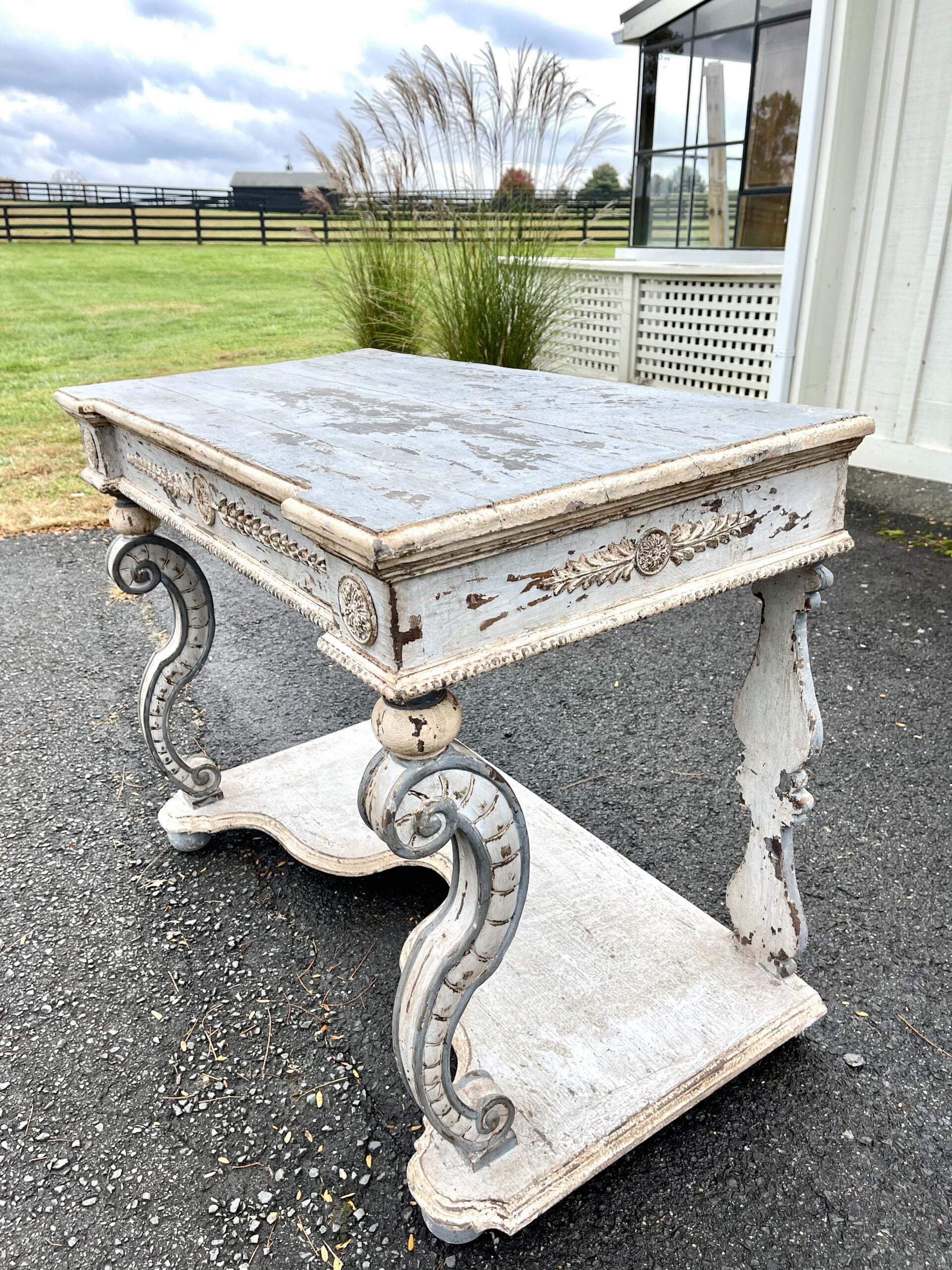 330FUItalianPaleBlueConsole2