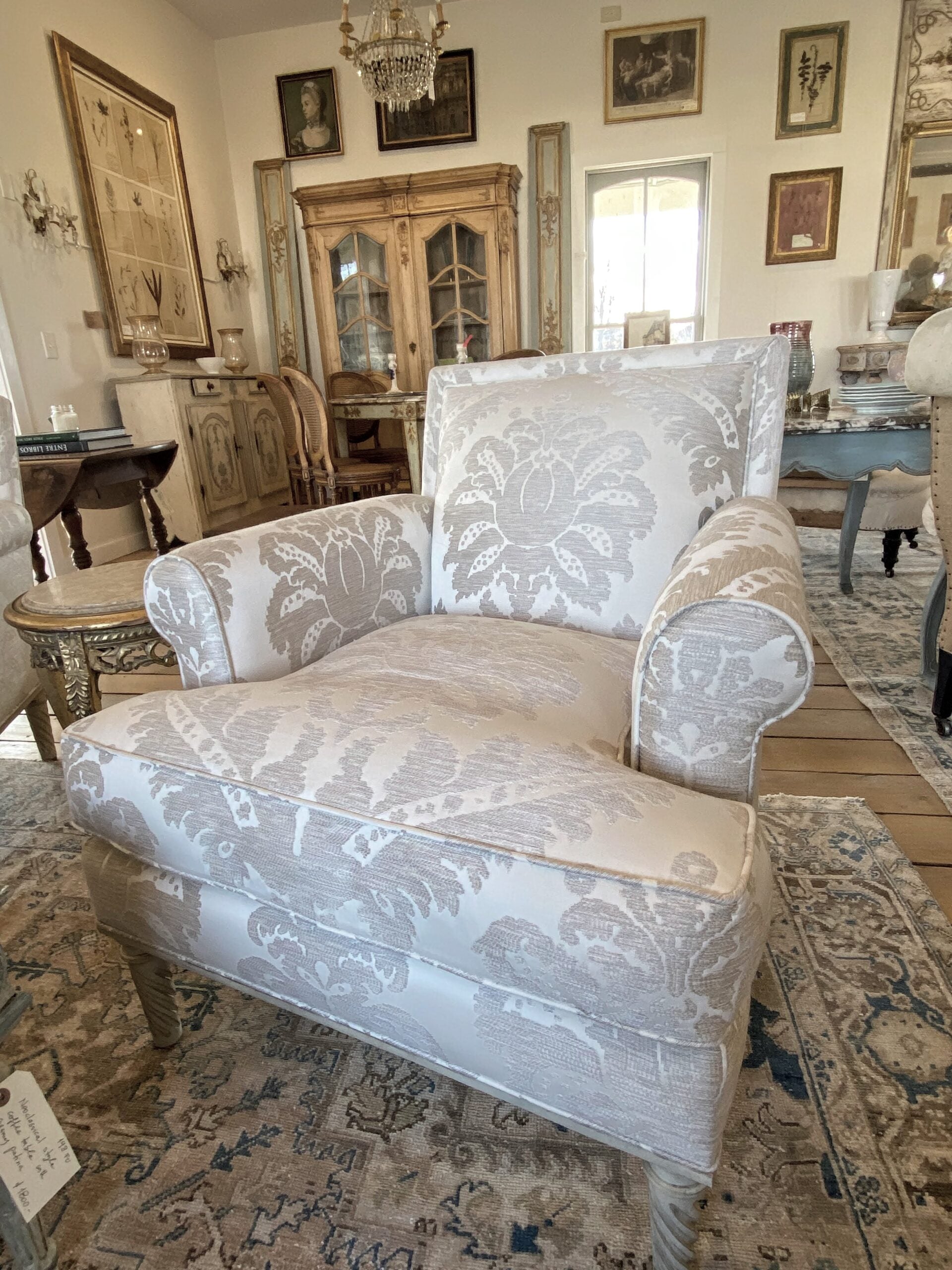 349FUSchumacherChairs3