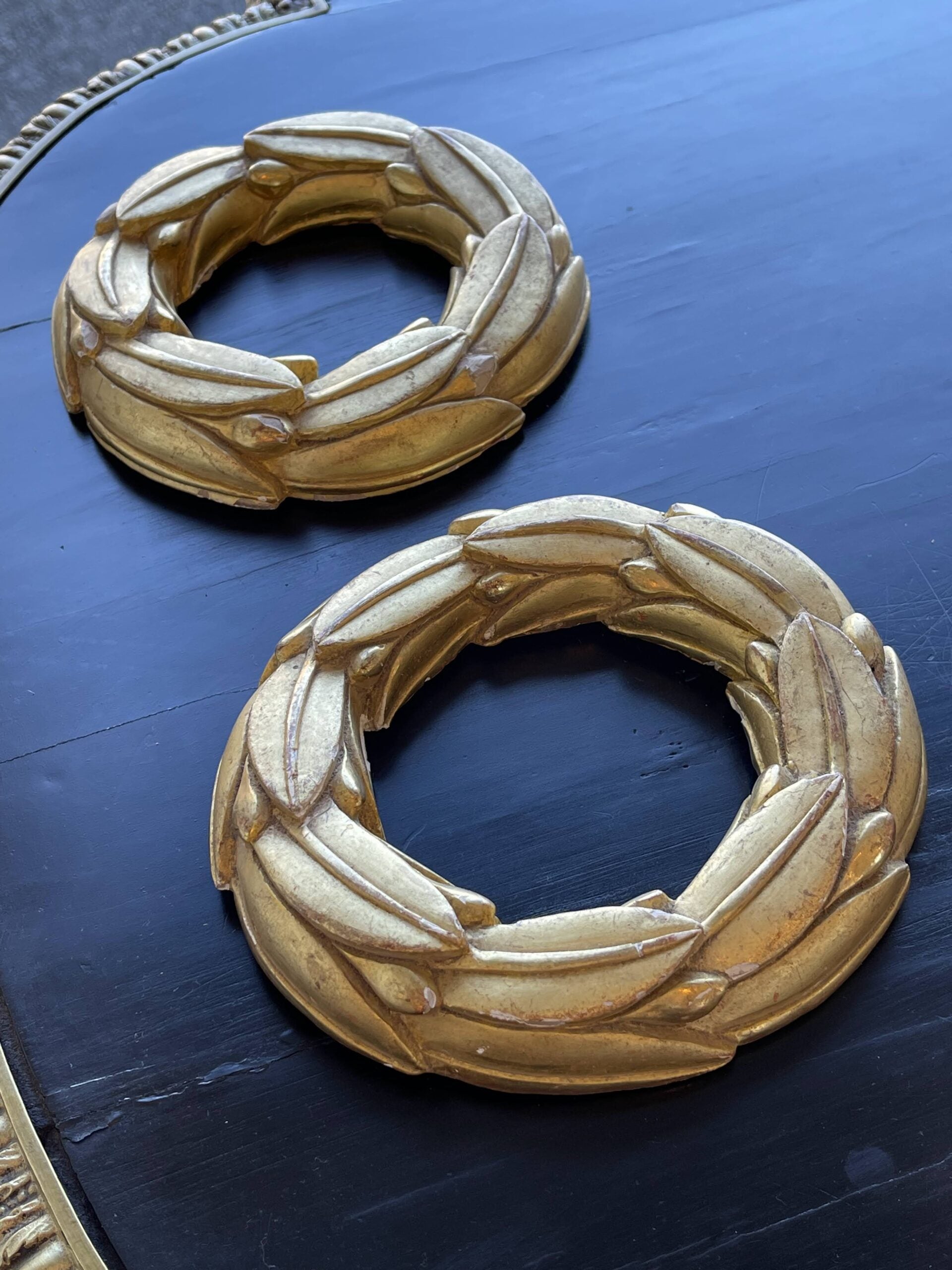 French small wreaths2