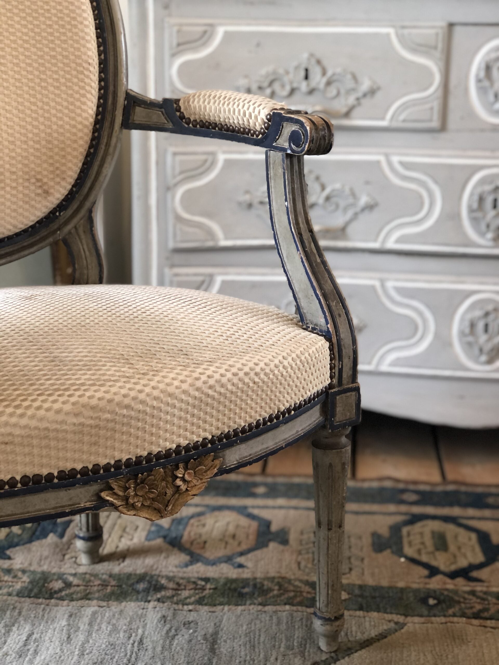 Pair of Blue gray Fauteils