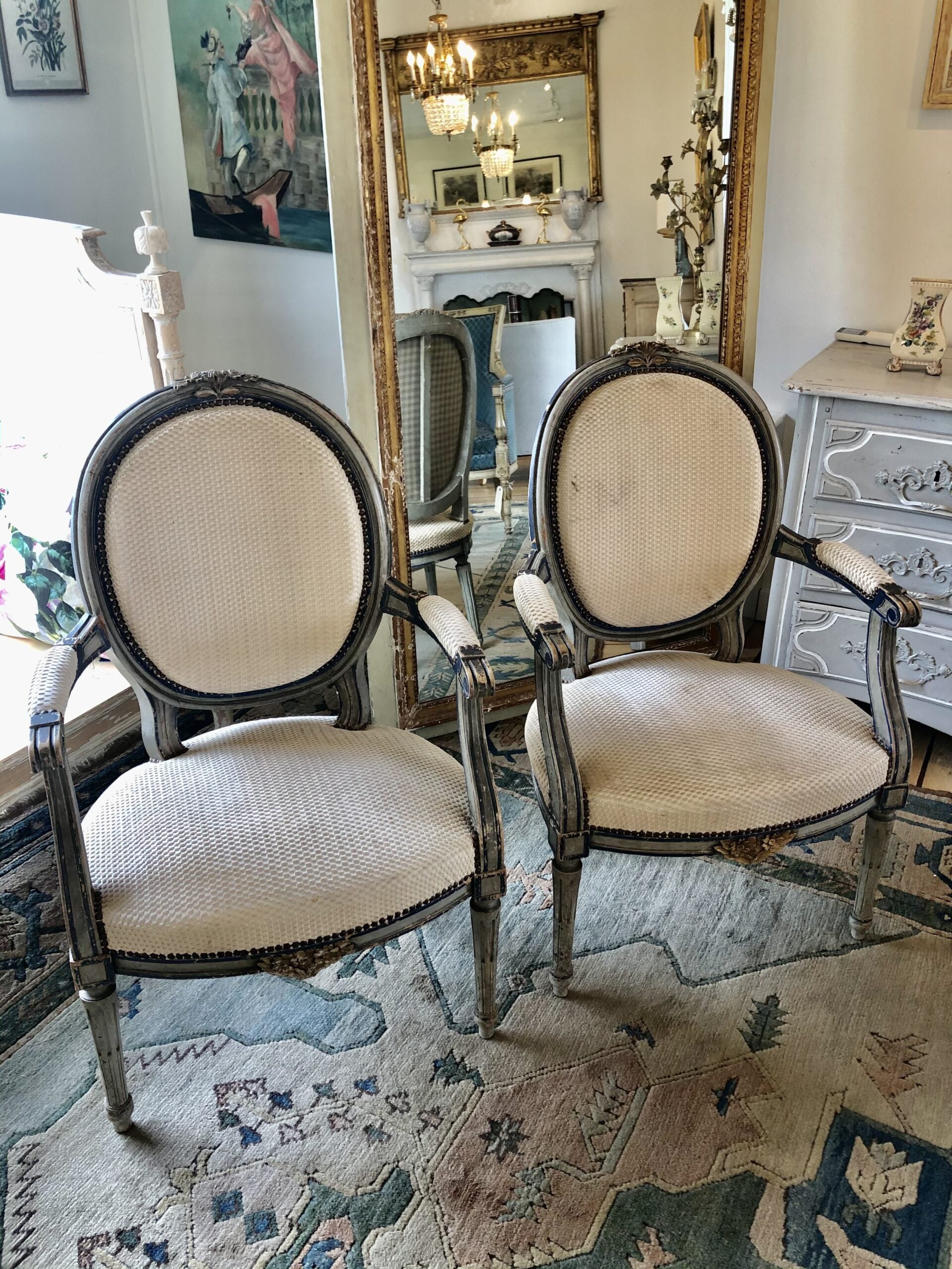 Pair of Blue gray Fauteils2