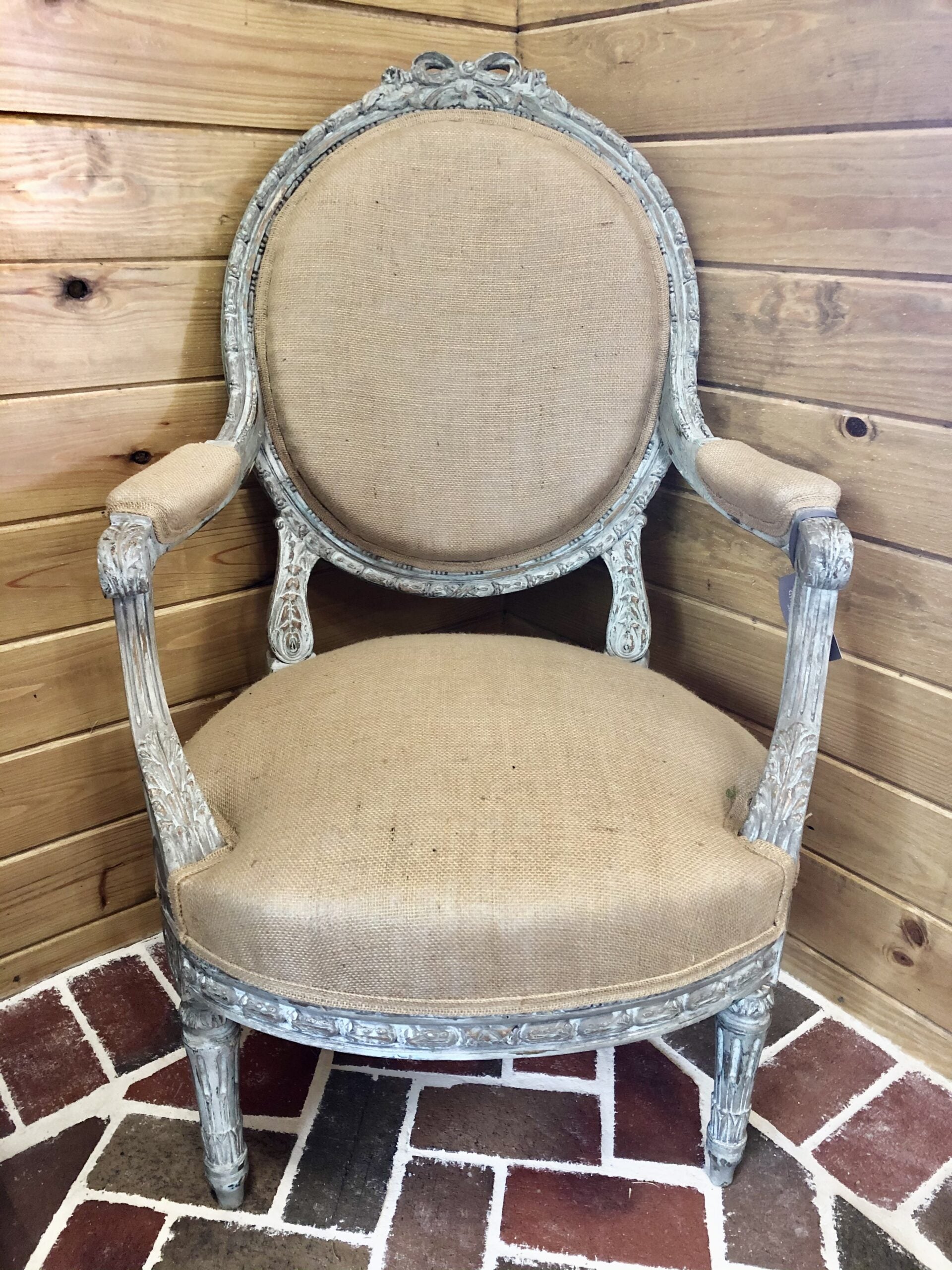 Pair of Burlap Fauteils2