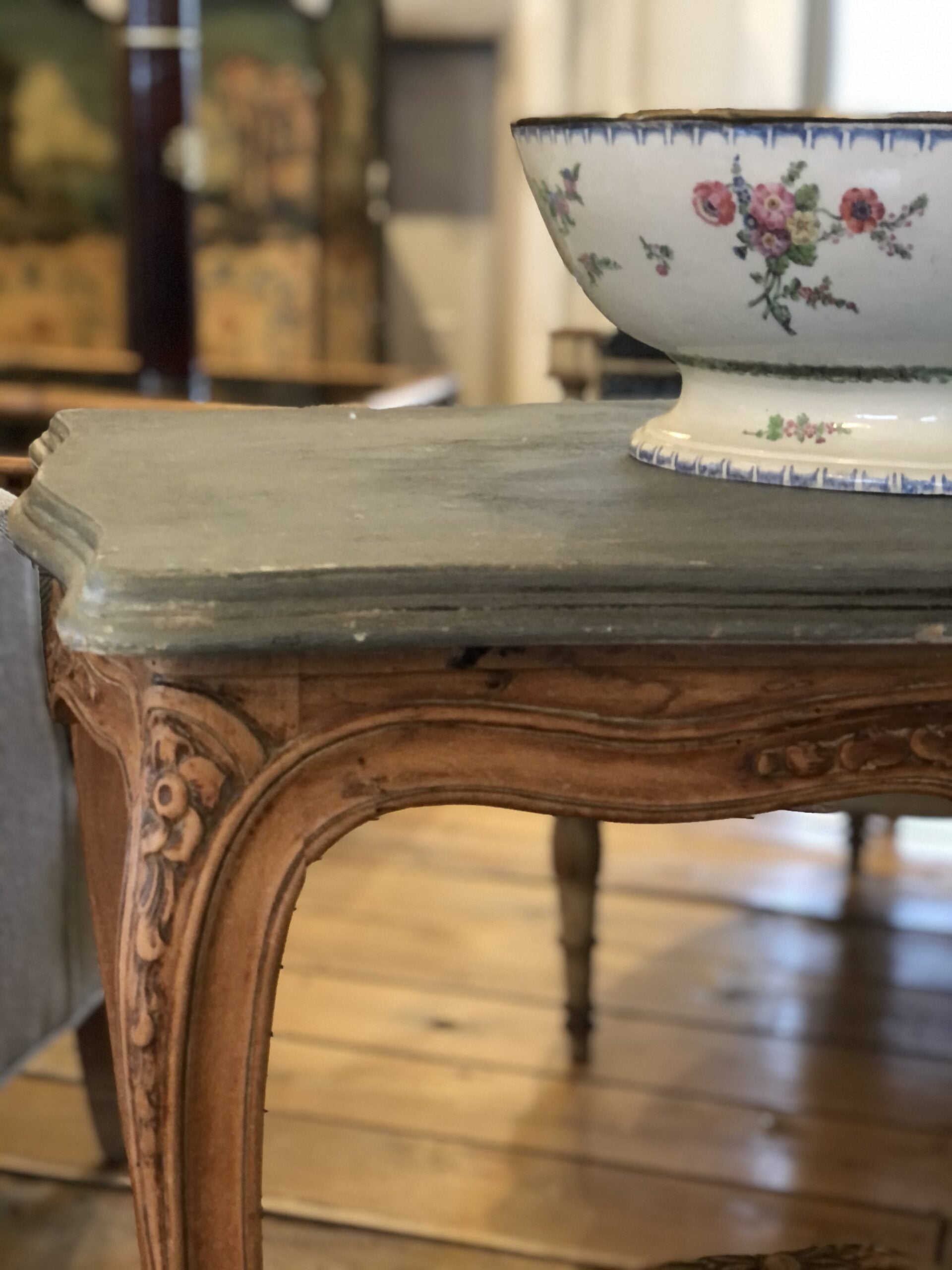 small side tableLXVgreyTop2