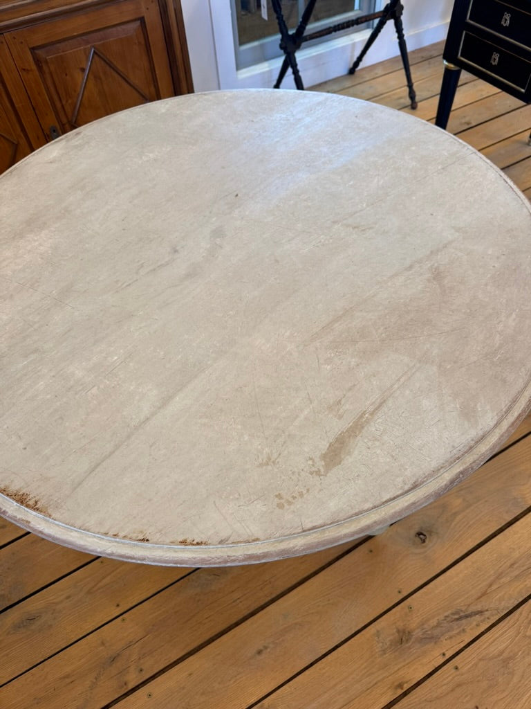 Antique French Round Tilt-Top Table, Beautiful Patina, 19th C.