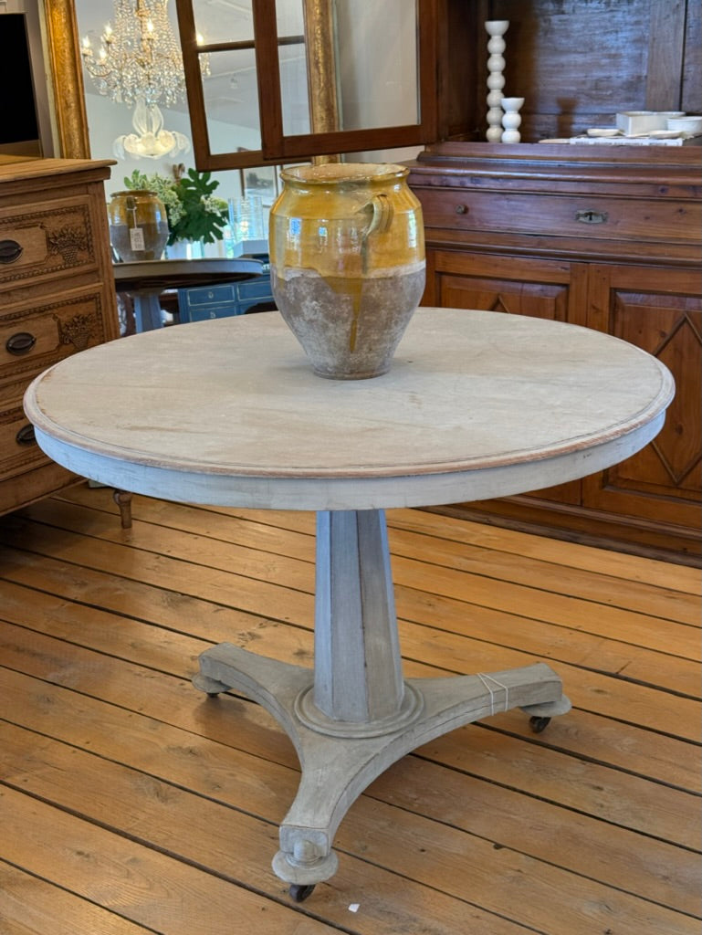 Antique French Round Tilt-Top Table, Beautiful Patina, 19th C.