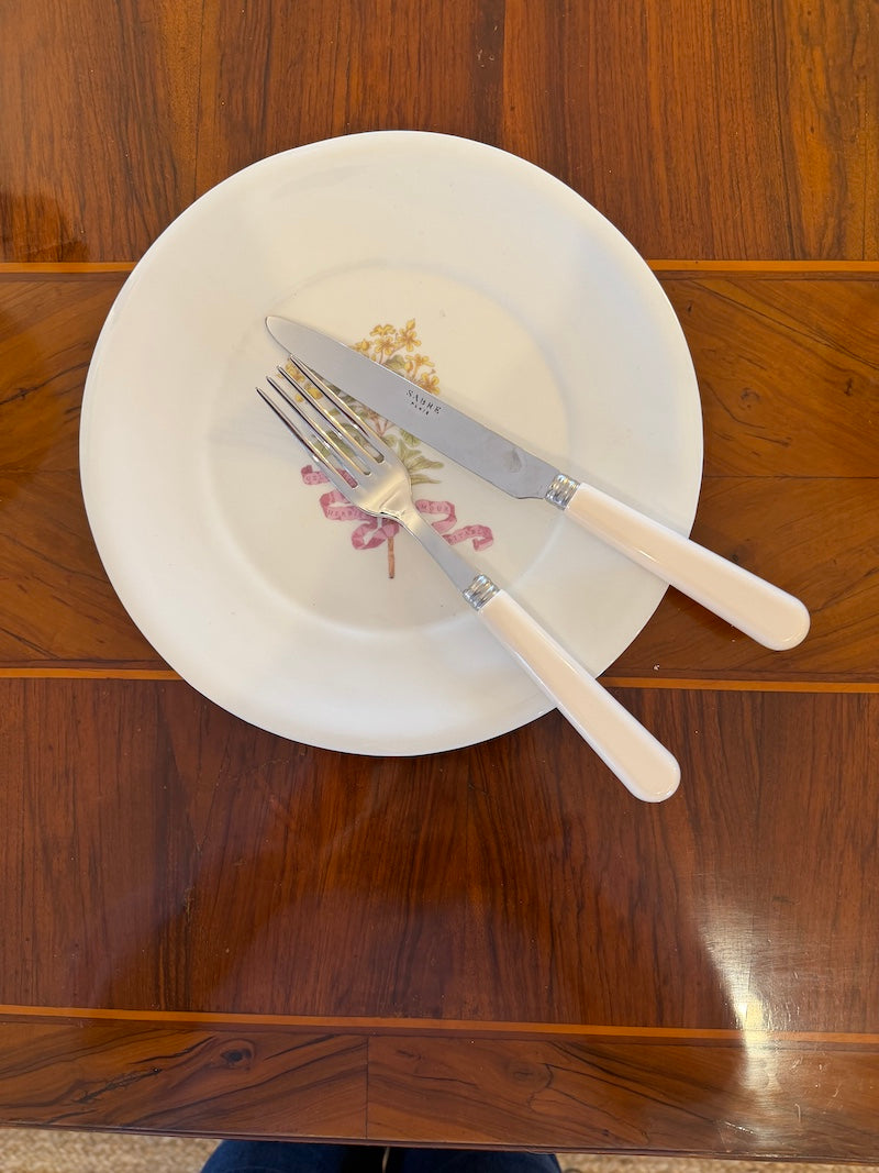 Sabre French Cutlery Set of 24 Pieces, Pop Unis