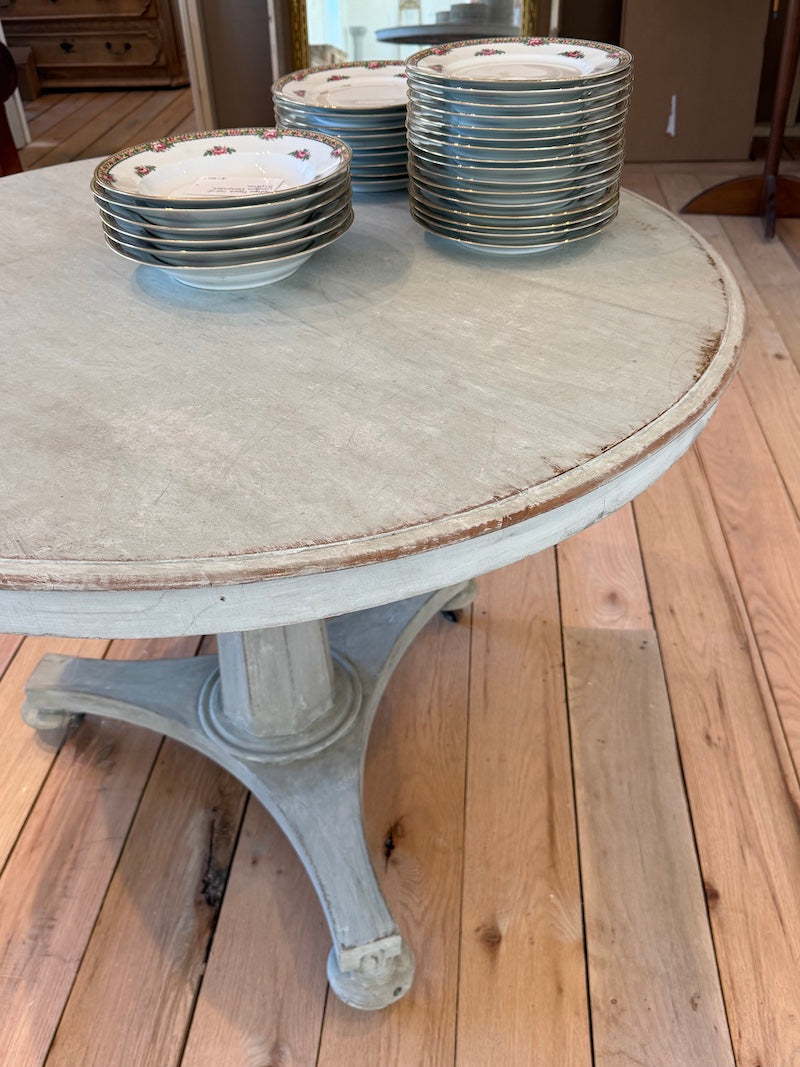 Antique French Round Tilt-Top Table, Beautiful Patina, 19th C.