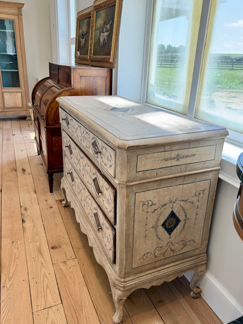 Antique Italian Chest of Drawers