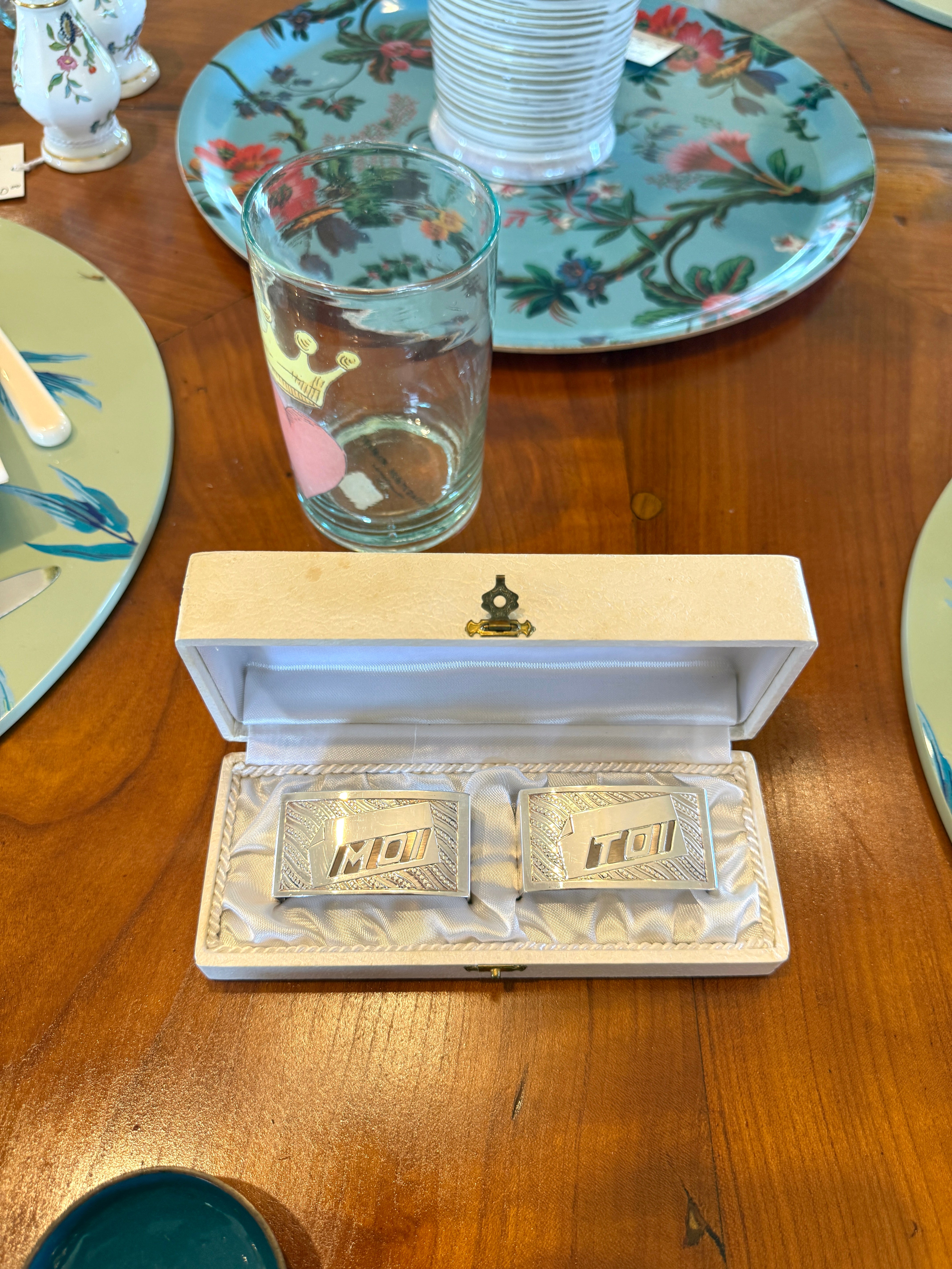 French Art Deco Moi et Toi Napkin holder