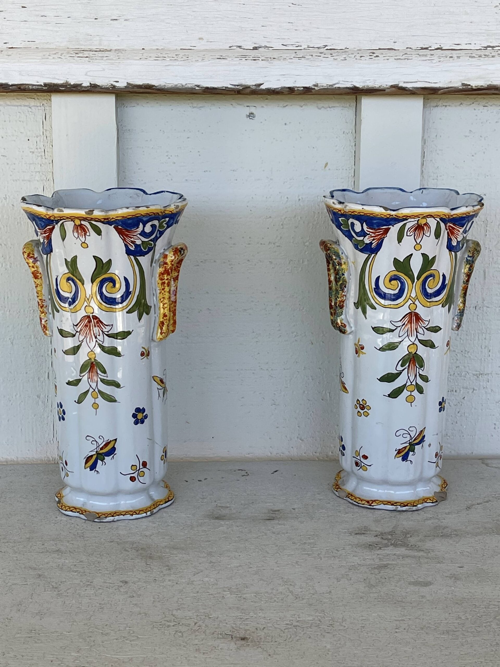 256DO Painted Vases4