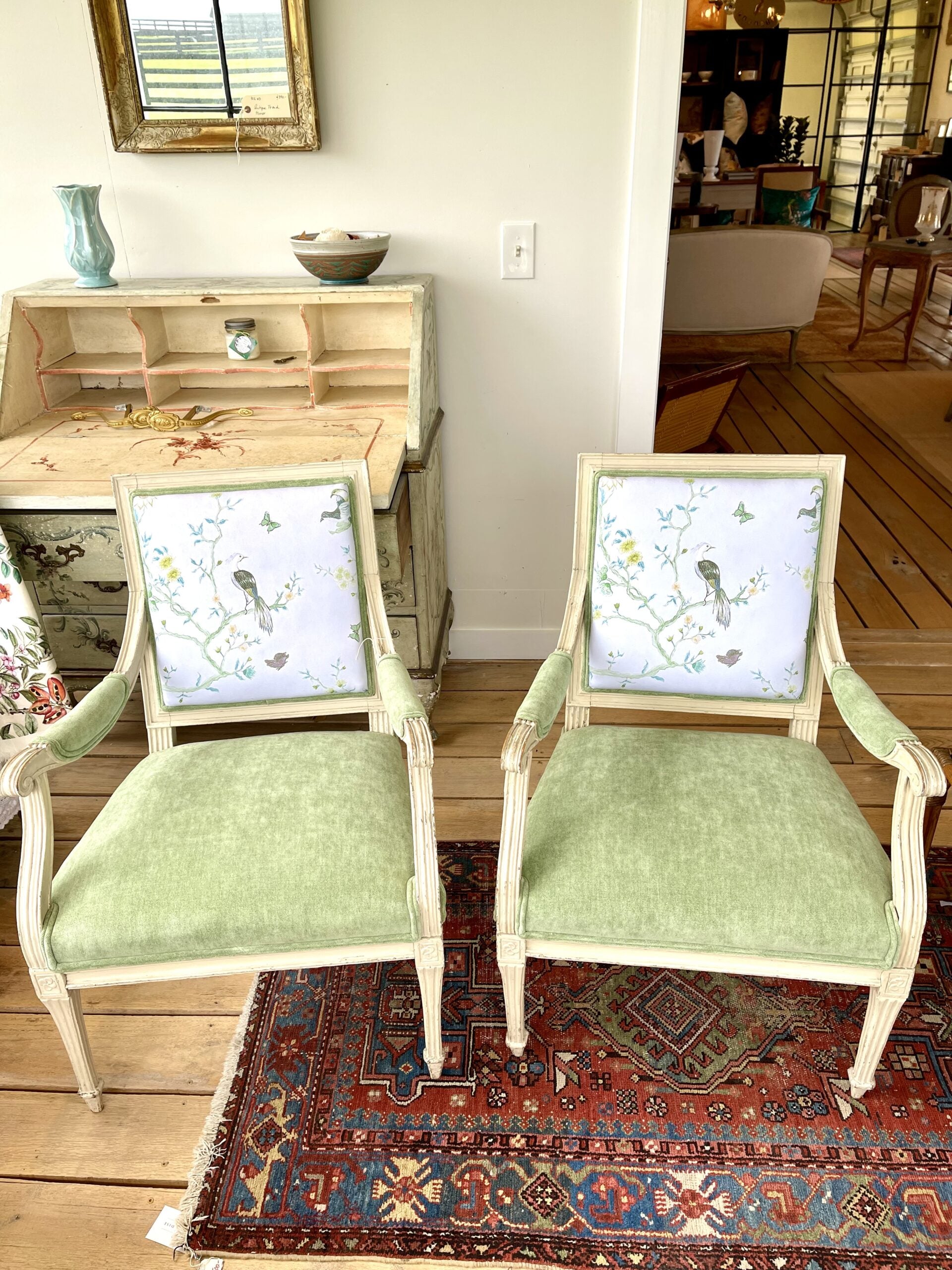 263FULightGreenChairs1